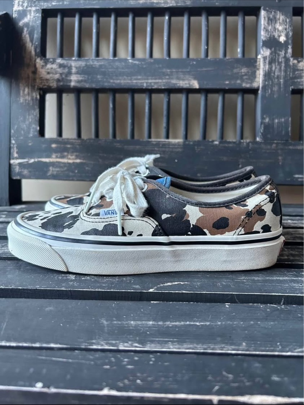 Vans Kids Cow-Print Canvas Sneakers with Pink Accents - Picture 5 of 5